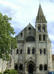 St Leu d'Esserent